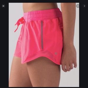 Lululemon Hotty Hot Shorts Neon Pink